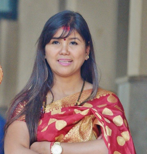 पुर्व राजा देखि मिस नेपाल सम्मको केश सजाएकी अन्नुको सघर्षको कथा&nbsp;
