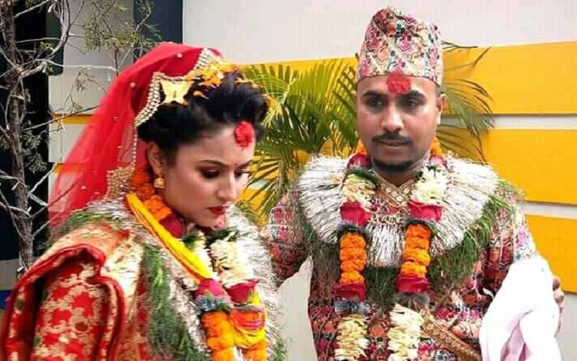 प्रमिलासँग वैवाहिक जिवनमा बाँधिए विजय बराल 