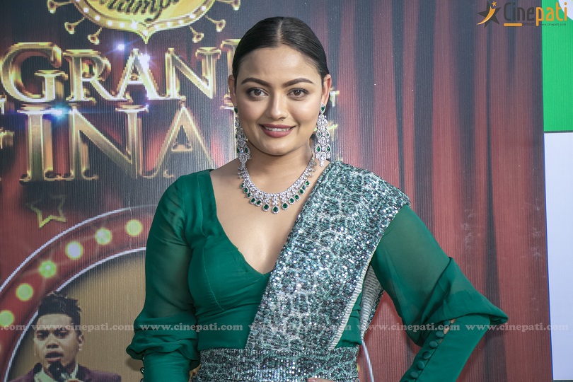 नायिका ॠचा शर्माको सुन्दरता तस्बिरमा(फोटो फिचर) 