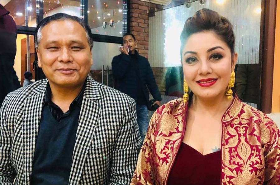 कुलमान घिसिङलाई समर्थन गर्दै करिश्मादेखि शिव परियार