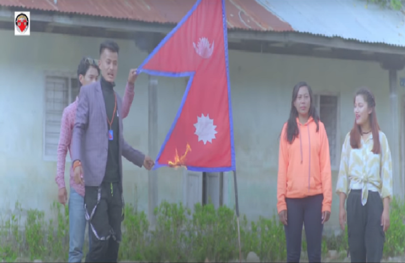 झण्डा जलाएको म्युजिक भिडियो बनाउने क्यामेराम्यान पक्राउ