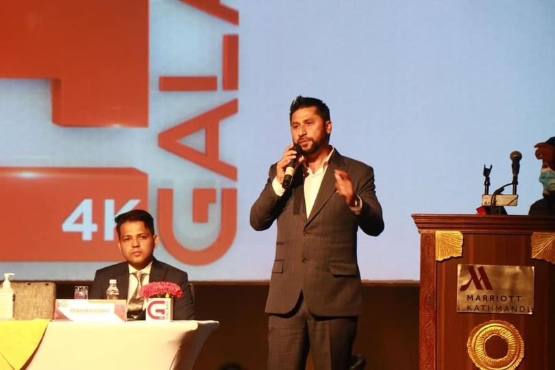 रविले ल्याए &lsquo;ग्यालेक्सी फोरके&rsquo; टिभी