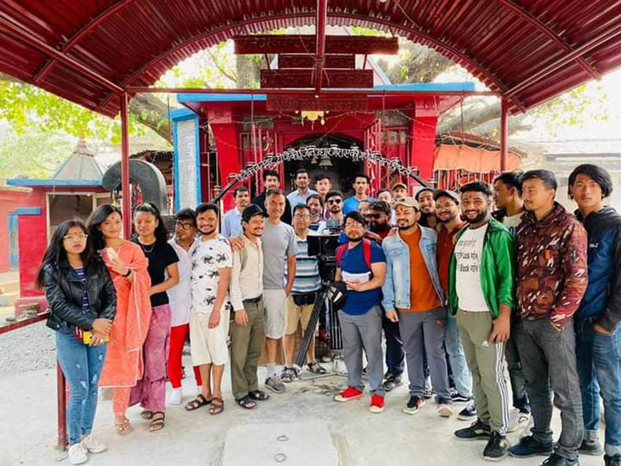 दया र प्रकृतिको &lsquo;बिहे पास&rsquo; आज बाट फ्लोरमा 