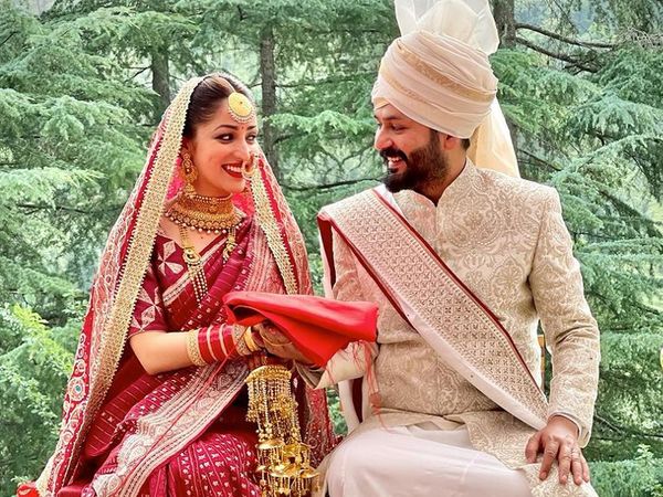 &lsquo;उरी&rsquo; निर्देशकसँग यामीले कसिन् लगन गाँठो 