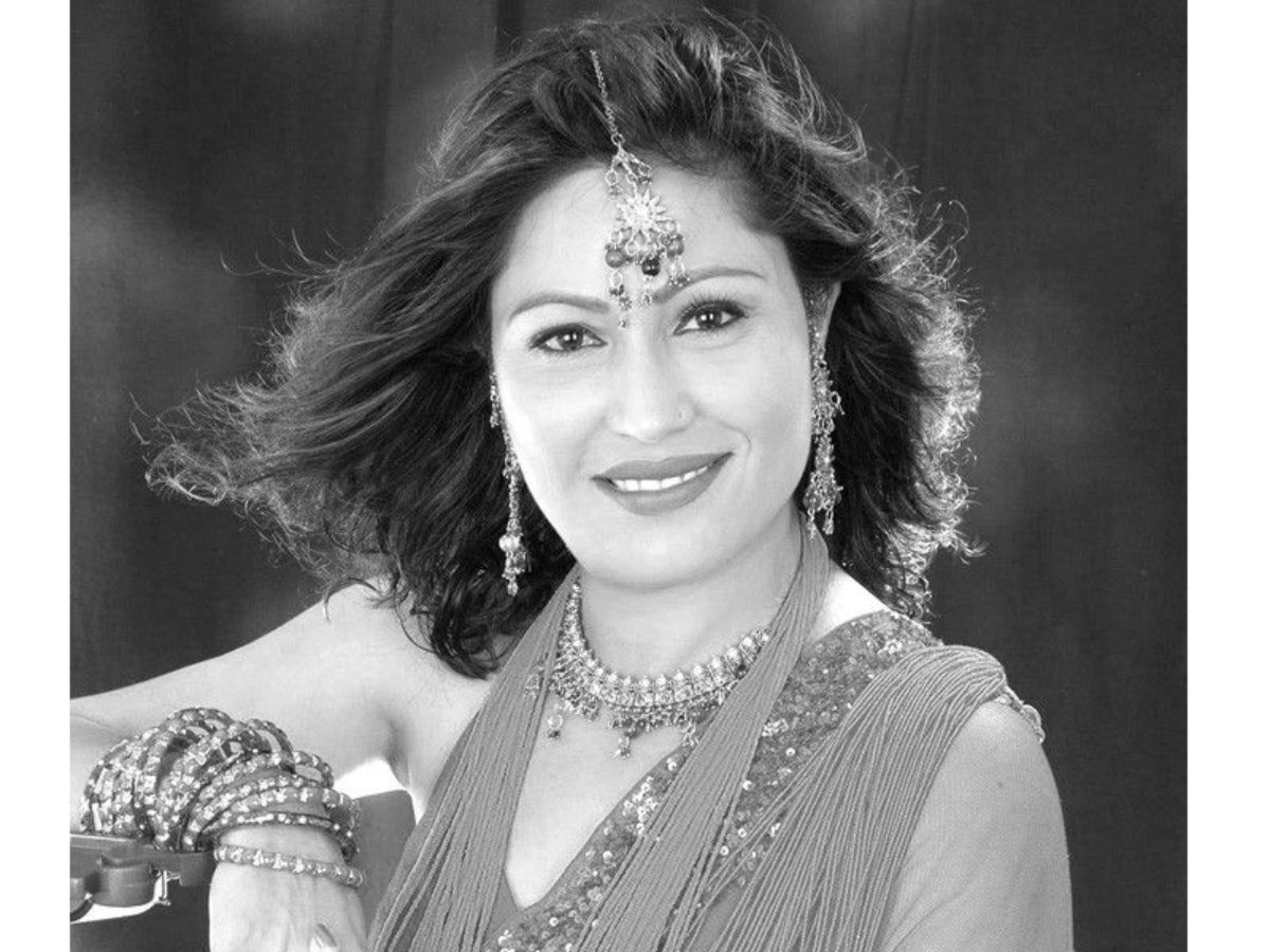 अभिनेत्री जेनी कुवँरले गरिन् आत्महत्या&nbsp;