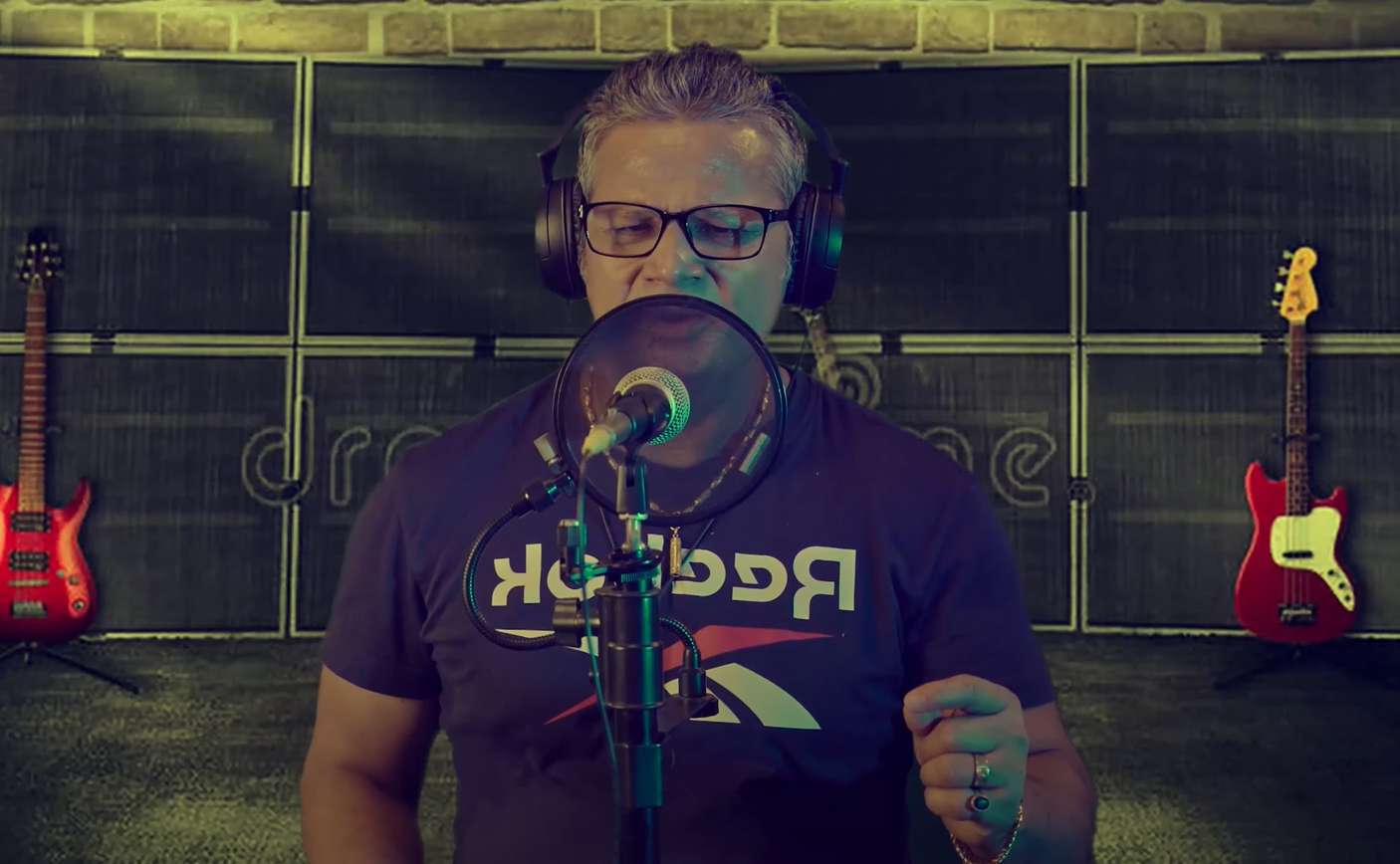 गायक तथा सङ्गीतकार तुला पर्वतले मकाउबाट ल्याए &lsquo;तिम्ले माया मारेर&rsquo;&nbsp;