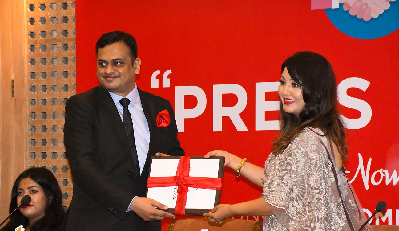 व्यवसायमा लागिन् करीश्मा मानन्धर, नेपाल भित्र्याइन् अन्तर्राष्ट्रिय ब्राण्डलाई 