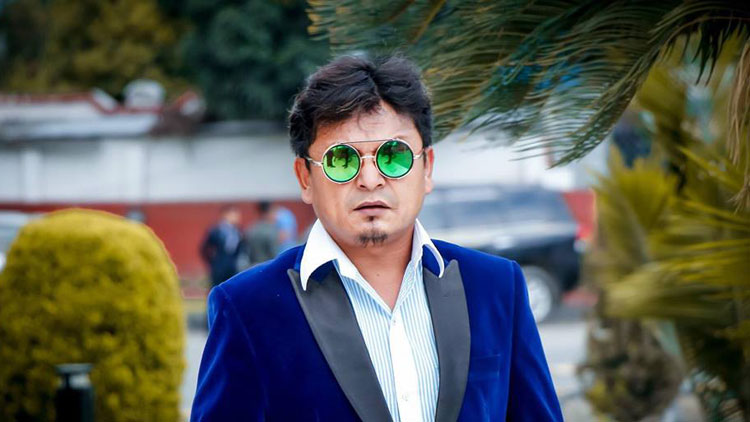 दर्शक सँग माफी माग्दै शोभित भन्छन्: महानायक राजेश हमाल नै हुन्