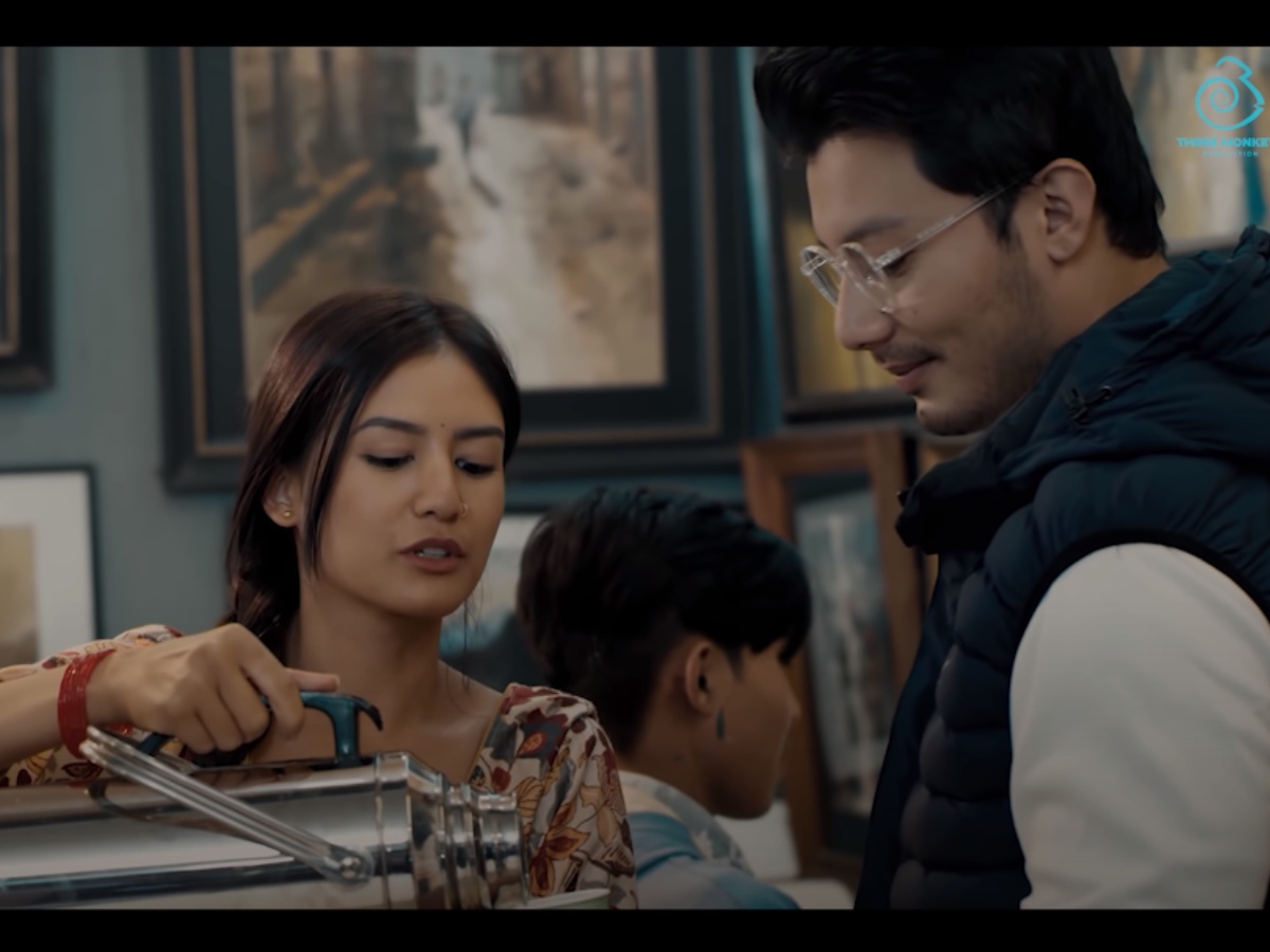 'चियावाली' बनेकी मलिका सँग नीराजन परे प्रेममा  (भिडियो)