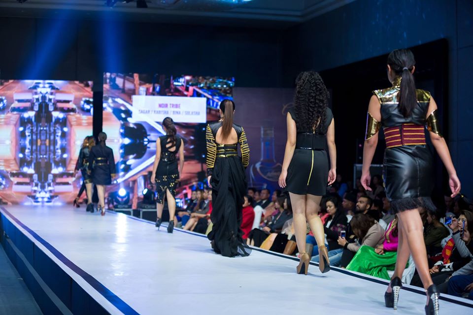 &lsquo;आइसी डिजाइनर रनवे&rsquo; सुरु हुँदै ,३६ मोडल एउटै र्&zwj;याम्पमा 