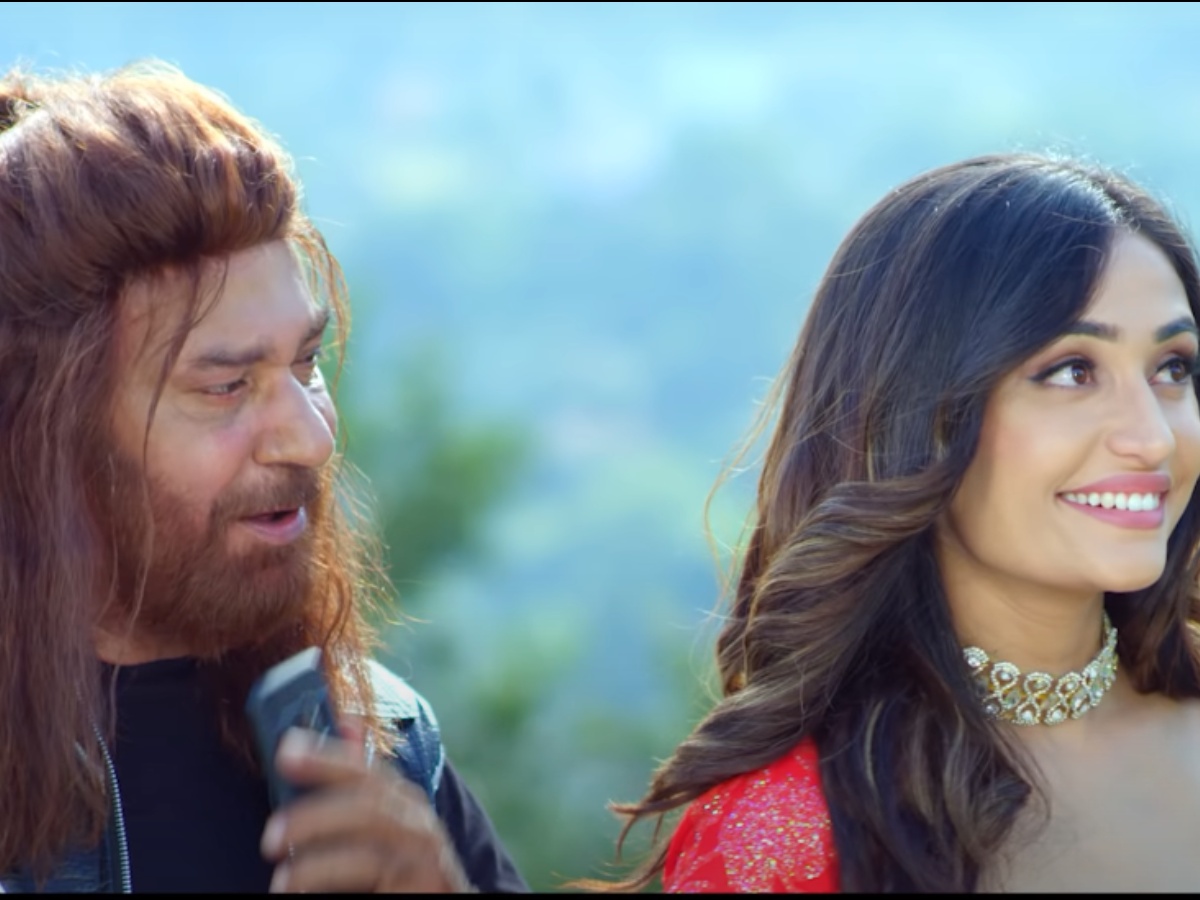 भुवन र सृस्&zwj;टिको 'घरमा आइस्योस् न' (भिडियो) 