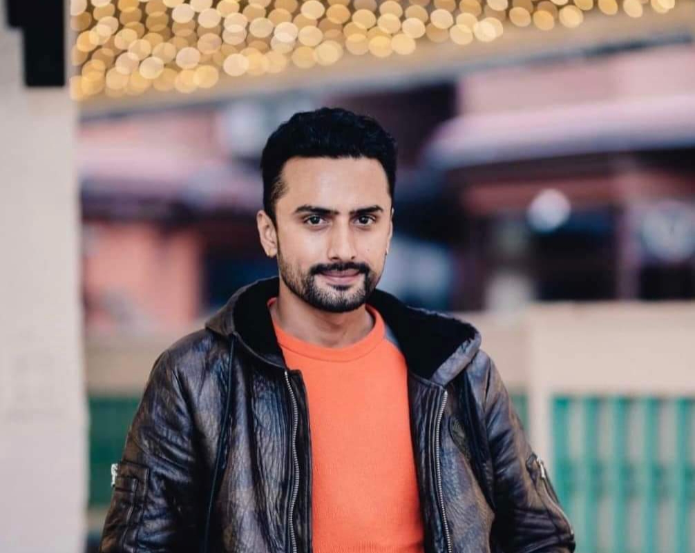 गायक कृष्ण काफ्ले : फेक भ्युज हालेर, दर्शकको आँखामा धुलो हाल्ने काम गर्दिन  