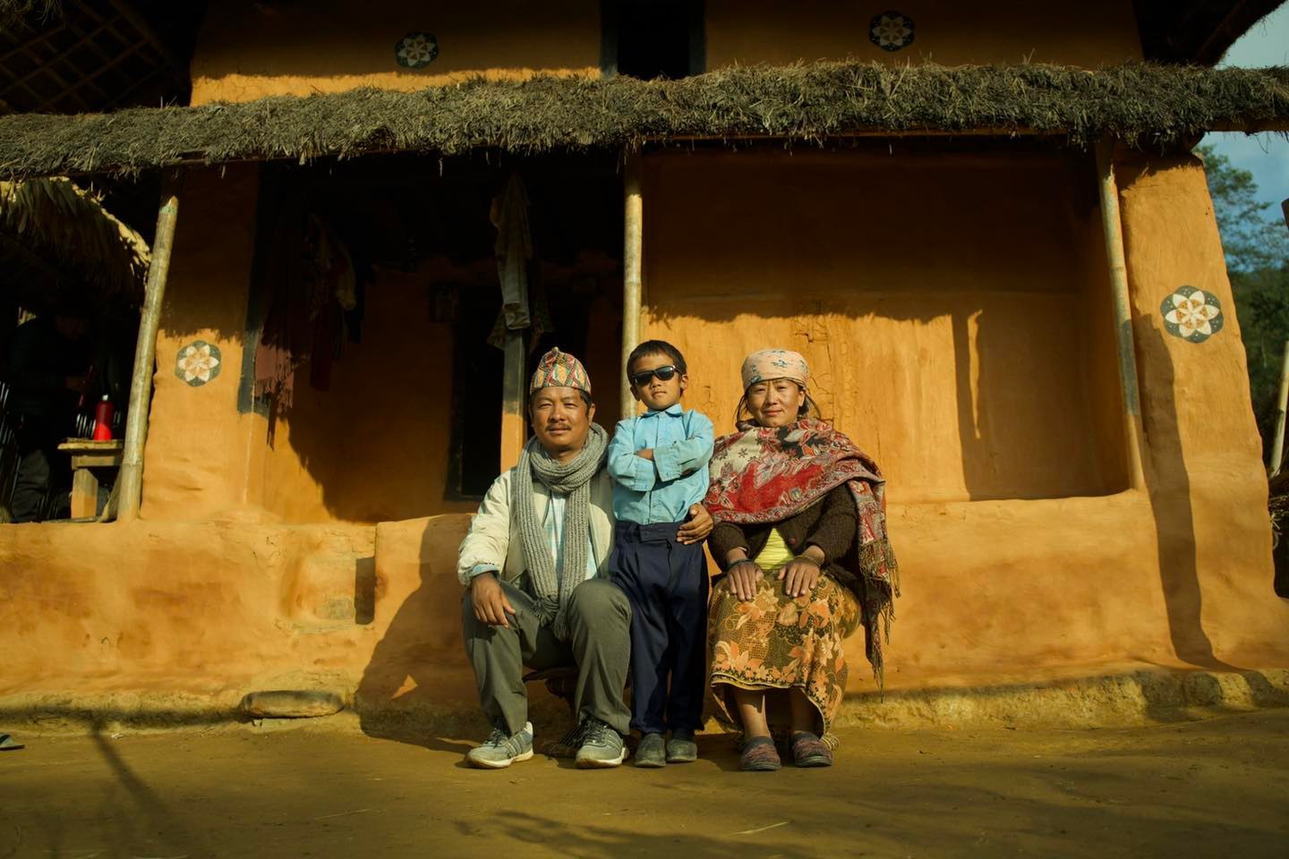 &lsquo;गाउँ आएको बाटो&rsquo; मा दयाहाङको यस्तो लूक्स  