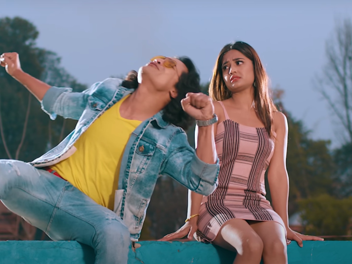 उषाको 'गोरो मुहार' मा फिदा सुनिल (भिडियो)    