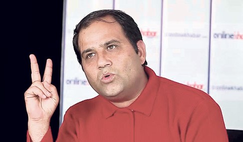 कोरोना संक्रमण भएका मनोज भन्छन् : ज्यान लिँदैन तर थला चाहिँ राम्रैसँग पार्दो रहेछ