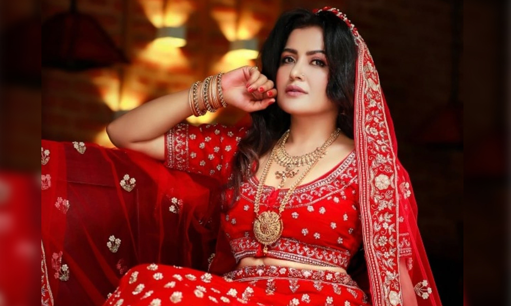 के अमेरिकी एनआरएनसँग बिहे गर्दै छिन् रेखा ?   