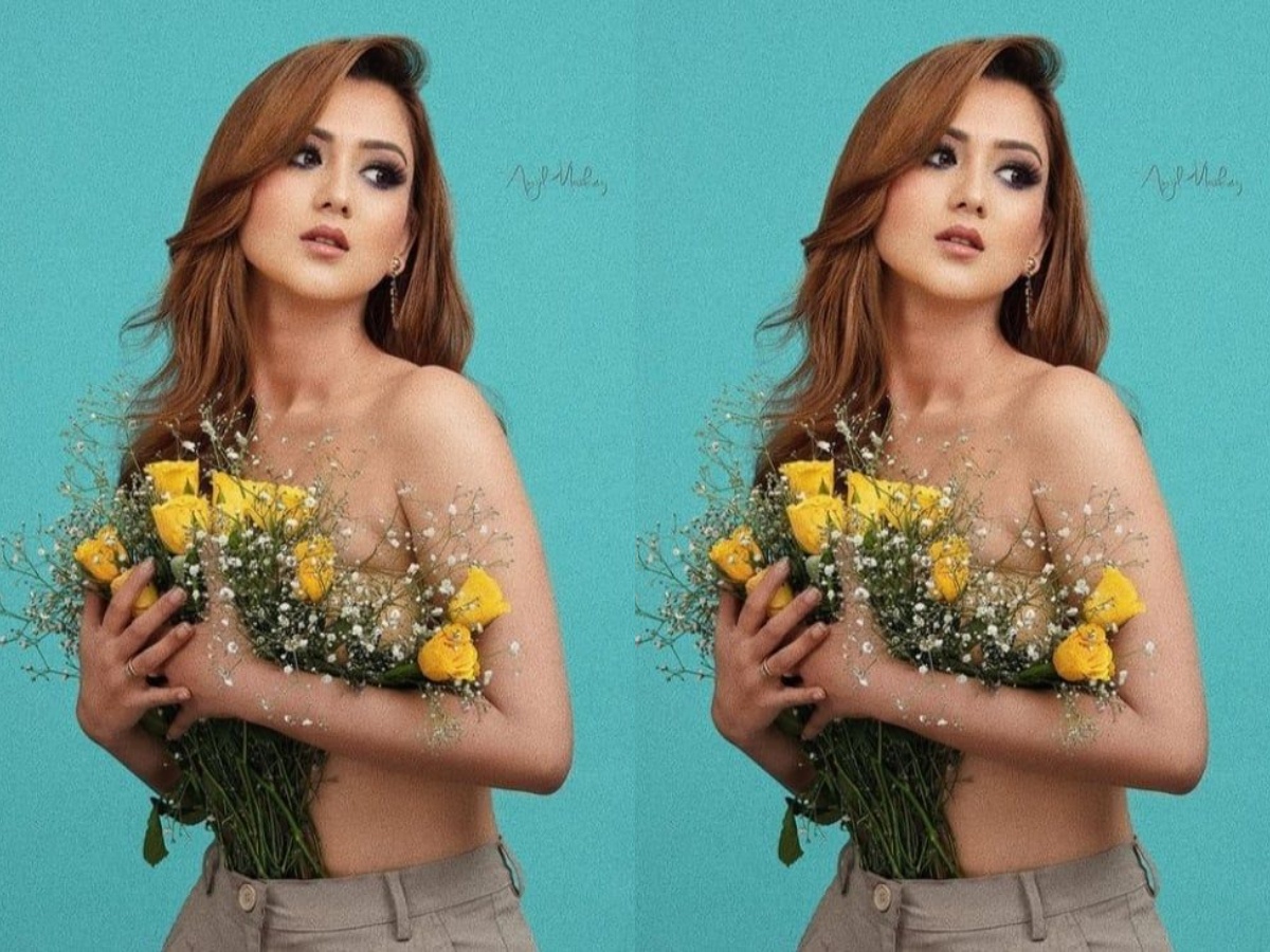 बोल्ड अवतारमा उपासना     