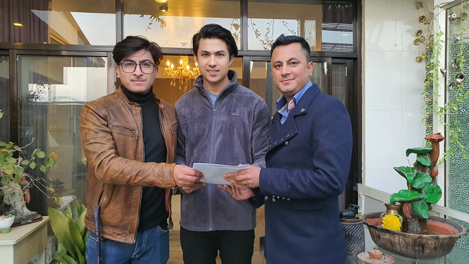 ७ करोड लागतमा बन्ने फिल्म 'हनी बनी' मा अनमोल अनुबन्धित