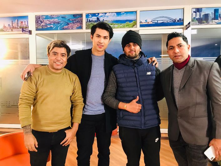 कुवेर डंगोलको निर्देशनमा अनमोलको विज्ञापन