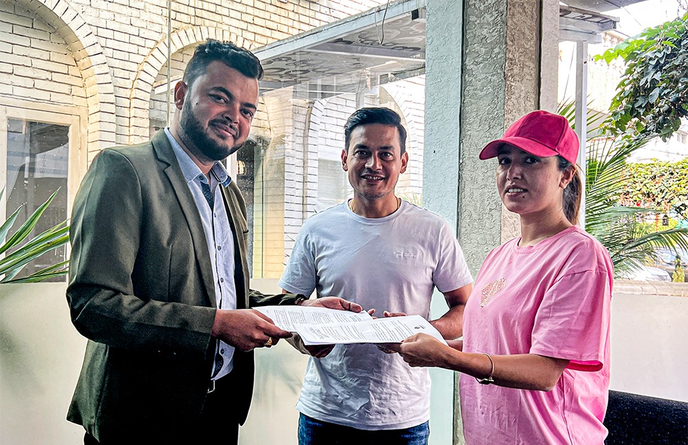 विदेशमा प्रदर्शन हुँदै &lsquo;म यस्तो गीत गाउँछु २&rsquo;