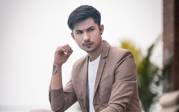 आफू इन्डस्ट्रीको 'रियल प्लेयर' भएको अनमोलको दाबी 