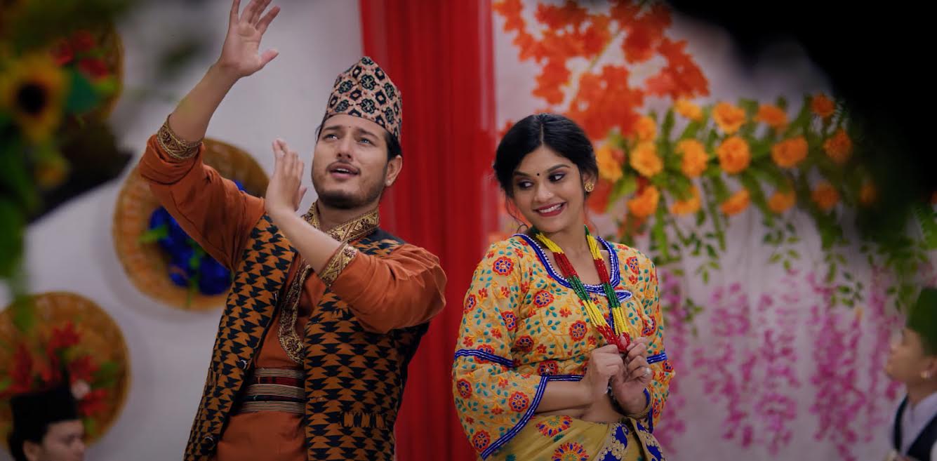 पुष्प र जुनाको &lsquo;जोर धाराको पानी&rsquo; (भिडियो)