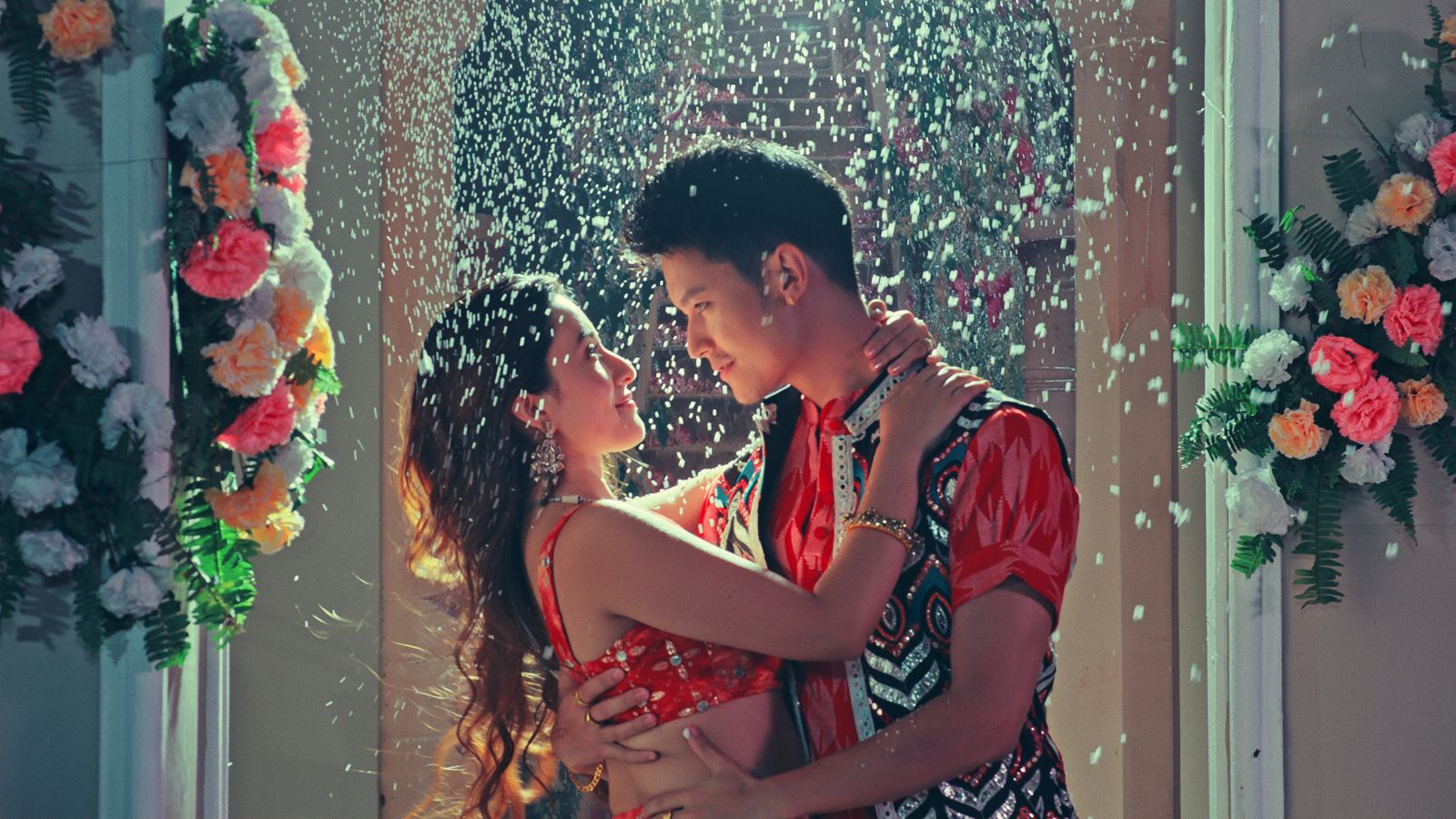 &lsquo;बाबरी&rsquo;को &lsquo;चुलबुल चुलबुल&rsquo; गीत रिलिज, रोमान्टिक बनेका धिरज र अदिति (भिडियो)