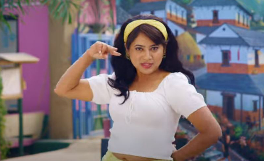 केकी अभिनीत 'सिल्ली फो' को दोश्रो गीत &lsquo;चार इन्चको स्यान्डल&rsquo; रिलिज (भिडियो)