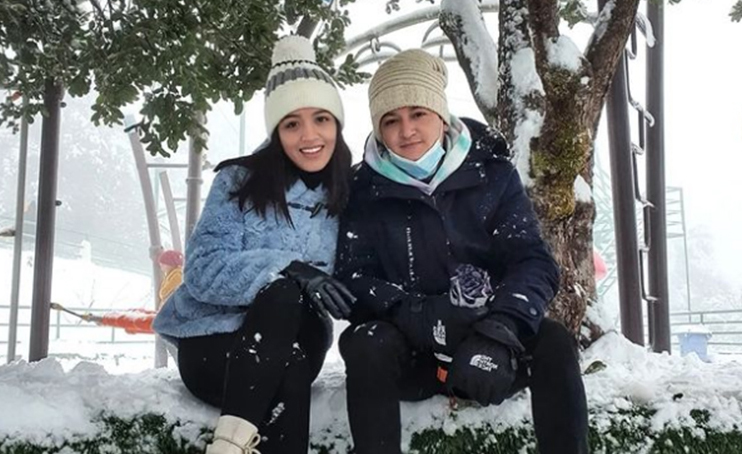 विवाह गर्दै सलोन बस्नेत र करिश्मा केसी