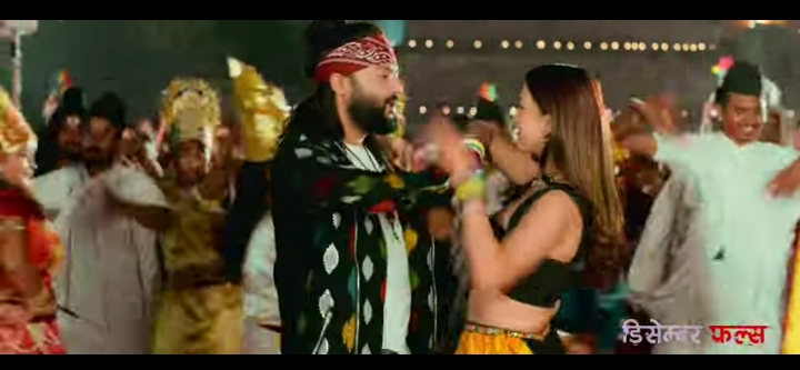 `डिसेम्बर फल्स&rsquo; को  &lsquo;फकाउनै जानिनँ&rsquo; मा आर्यन र उपासनाको माया (भिडियो)   