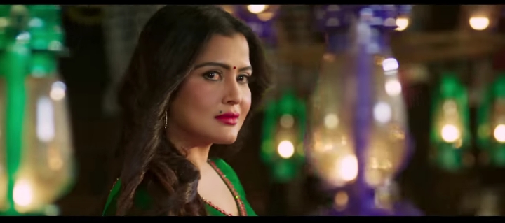 फिल्म &lsquo;ह्यारी कि प्यारी' को गीतमा रेखाको ठुम्का (भिडियो)