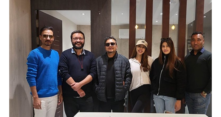 "जेरी २" मा आना अनुबन्धित 