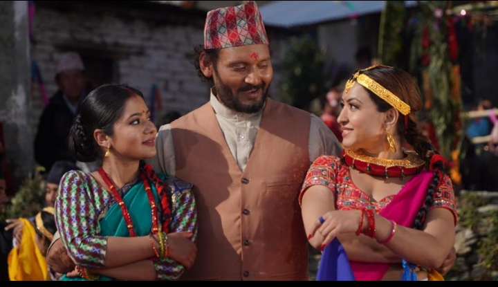 `प्रशाद&acute; को `मार्सि चामल&acute; मा बिपिन, केकी र आश्माको ठुम्का 