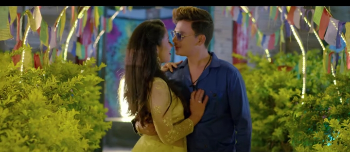 पलको नयाँ म्युजिक भिडियो रिलिज, कला संग रोमान्टिक शाह (भिडियो)