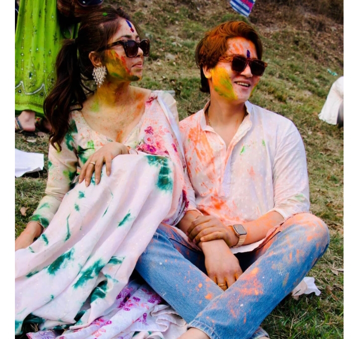 प्रेमी युद्धसंग पूजाको यसपालिको होली