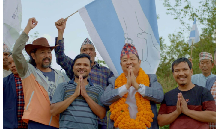 ३३ दिनमा`नाङ्गो गाउँ&acute; को प्याकअप , दया नेताको भुमिकामा