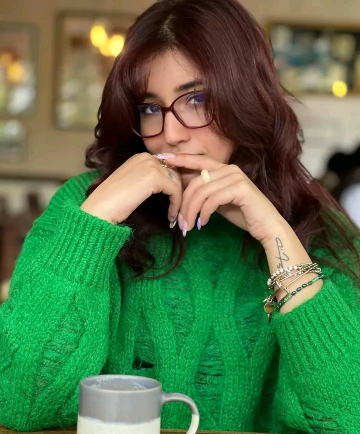  फिल्म &lsquo;डिग्री माइला&rsquo;मा नायिका आँचल शर्मा अनुबन्धित