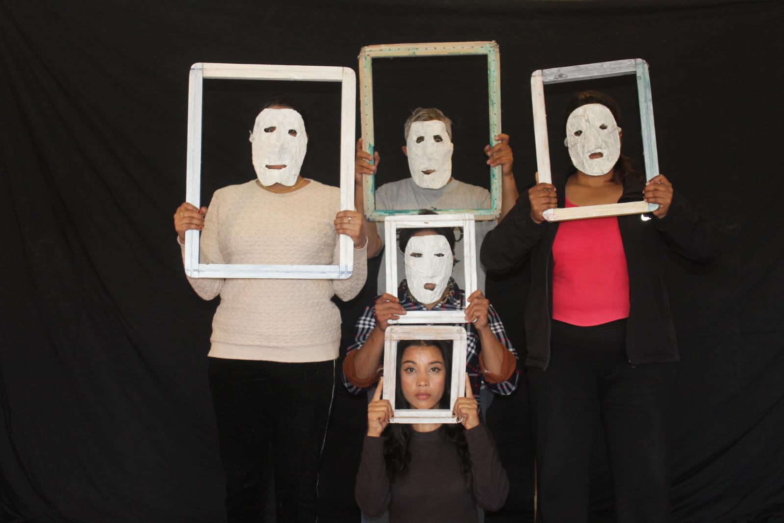  लौङ्गिक हिंसा विरूद्धमा दृश्य सादृश्यले कचहरी नाटक 'चुप' मञ्चन गर्ने 