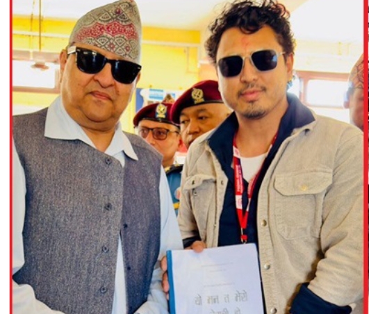 छायांकनमा निस्कियो &lsquo;यो मन त मेरो नेपाली हो&acute; , पुर्वराजाको आशिर्वाद लिए निर्देशकले 