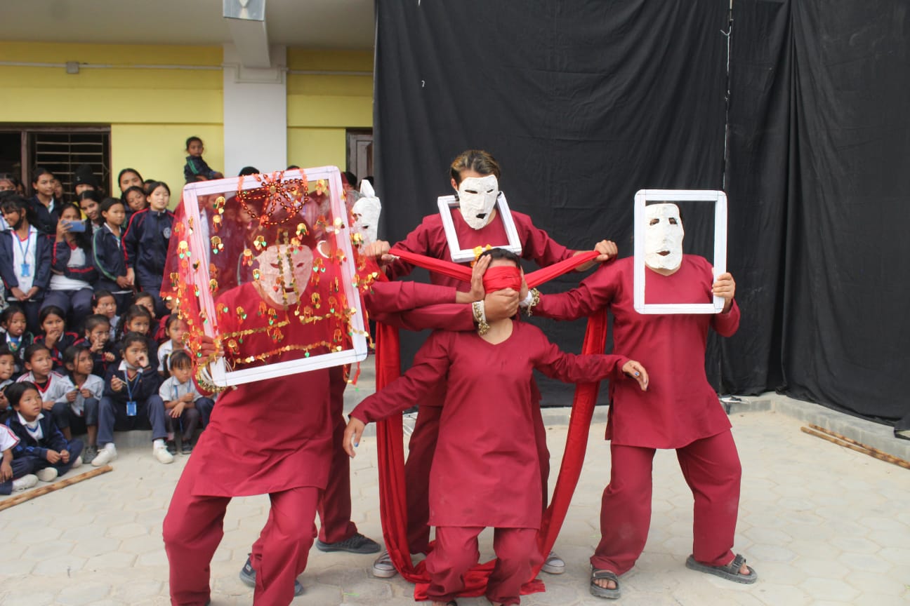 महिला हिंसा विरूद्ध दृश्य सादृश्यको कचहरी नाटक ’चुप’ मञ्चन काठ्मान्डौको विभिन्न ठाउँमा मञ्चन