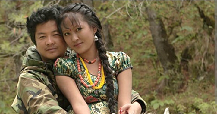 रिस्मा र दया `रिमै&acute; मा अनुबन्धित