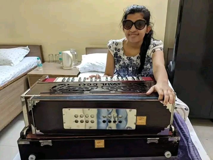 मेनुकाको आवाजमा फिल्म `सालार&acute; को गीत रिलिज (भिडियो)