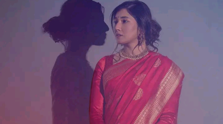 आँचललाई लिएर बन्ने भयो   &lsquo;एक मुठ्ठी बादल&rsquo; 