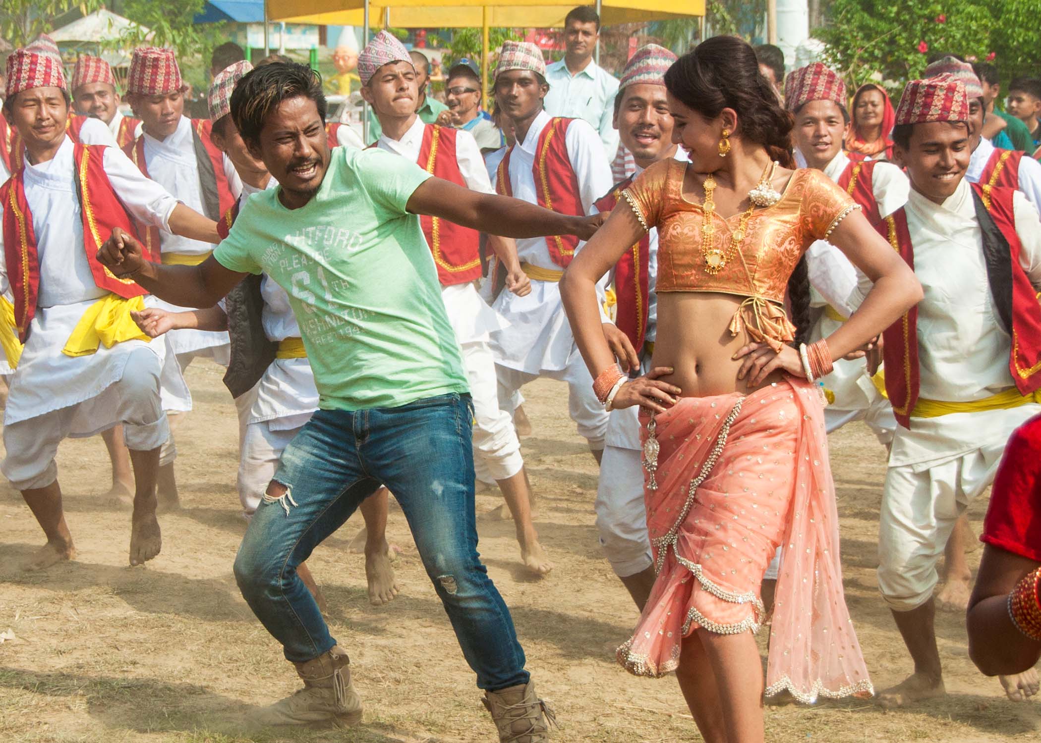 `कुटुमा कुटु&acute;ले रच्यो २० करोड भ्युजको कीर्तिमान 