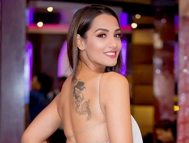 एक्सन फिल्म निर्माण गर्ने तयारीमा प्रियंका