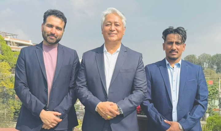 प्रदीप ,बेनिशा र विजय एउटै फिल्ममा 