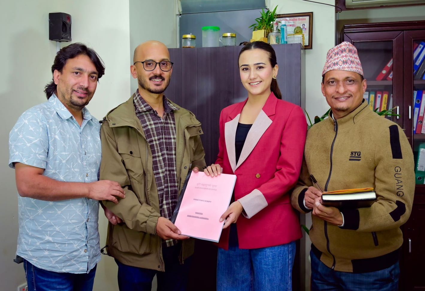 &lsquo;हरिबहादुरको जुत्ता&rsquo; गर्दै स्वस्तिमा