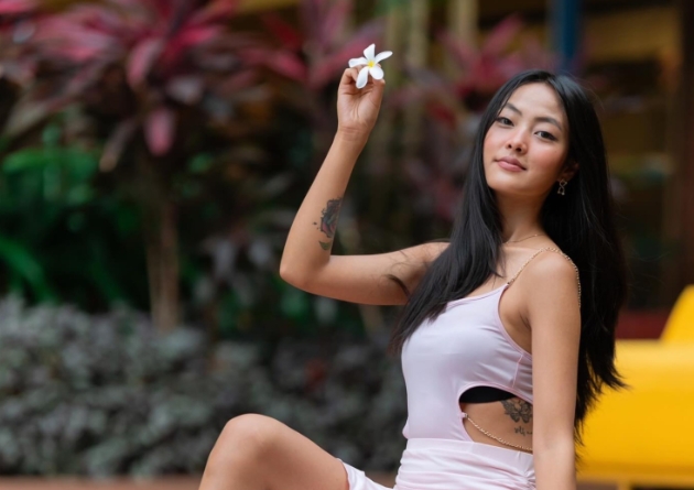 `स्प्लिट्सभिल्ला&acute; की दिकिला फिल्म `माइतिघर&acute; मा अनुबन्धित