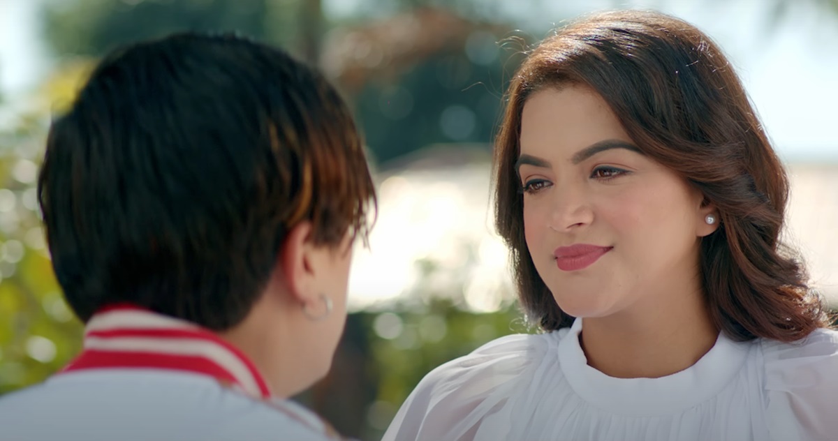 'मायावी' को 'त्यो माया हो'सार्वजनिक, रोमान्टिक पल र दीपिका (भिडियो)