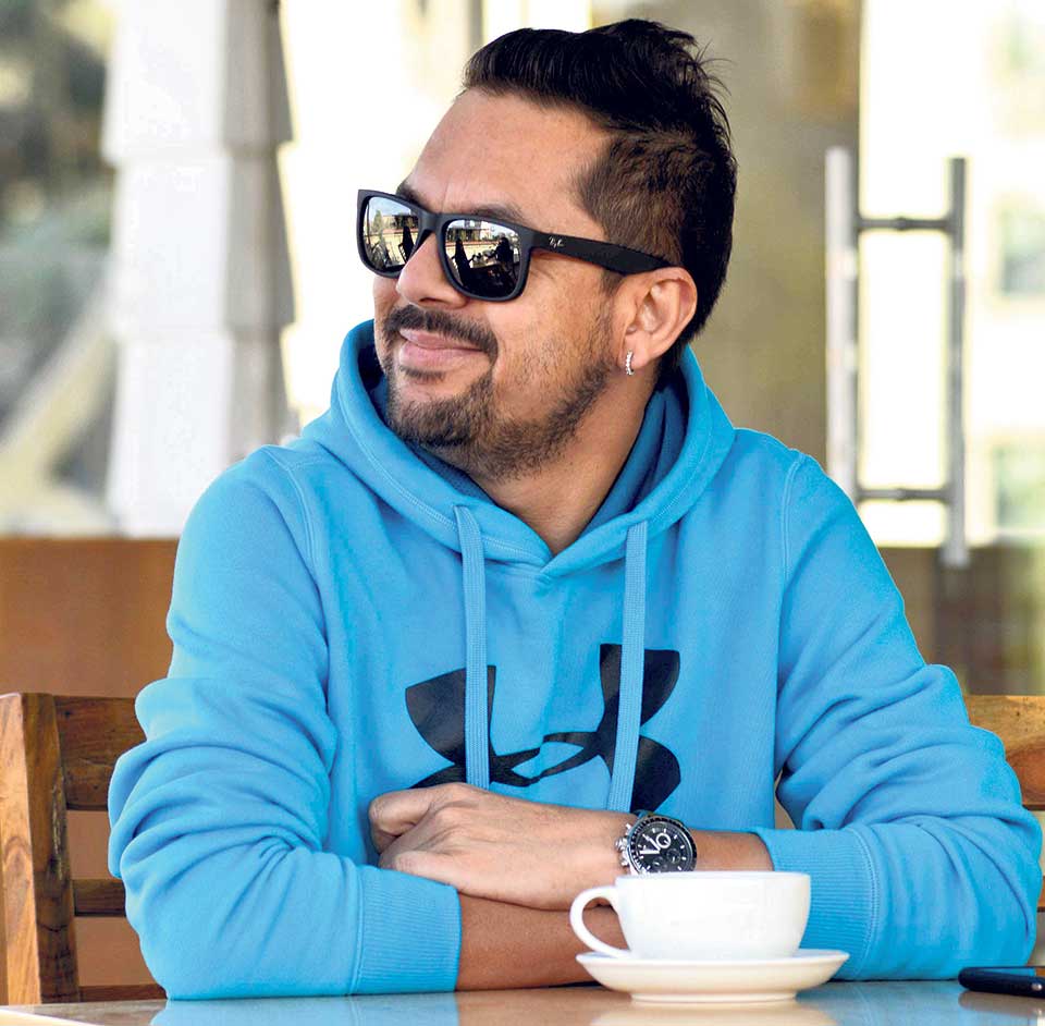 फिल्म निर्माण गर्दै गायक रामकृष्ण ढकाल,"मालती मंगले " बन्ने  